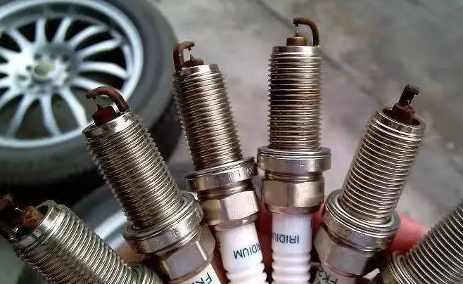 回收提煉廢棄汽車火花塞中的銥鉑貴金屬——珍惜資源，共創(chuàng)可持續(xù)未來(lái)